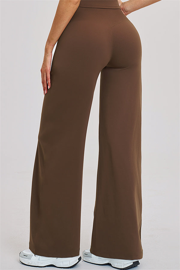 The Dynamic Crop Top Straight Leg Pants 2-Piece Set