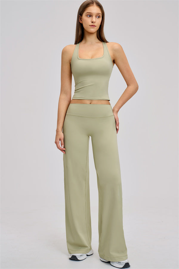 The Dynamic Crop Top Straight Leg Pants 2-Piece Set