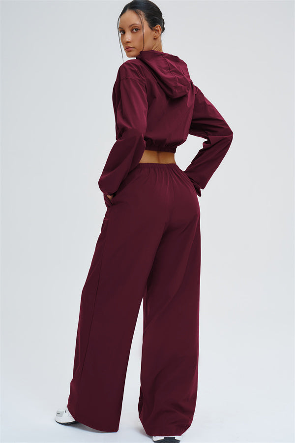 The Svelte UV protection Crop Hoodie Sweatpants 2-Piece Set
