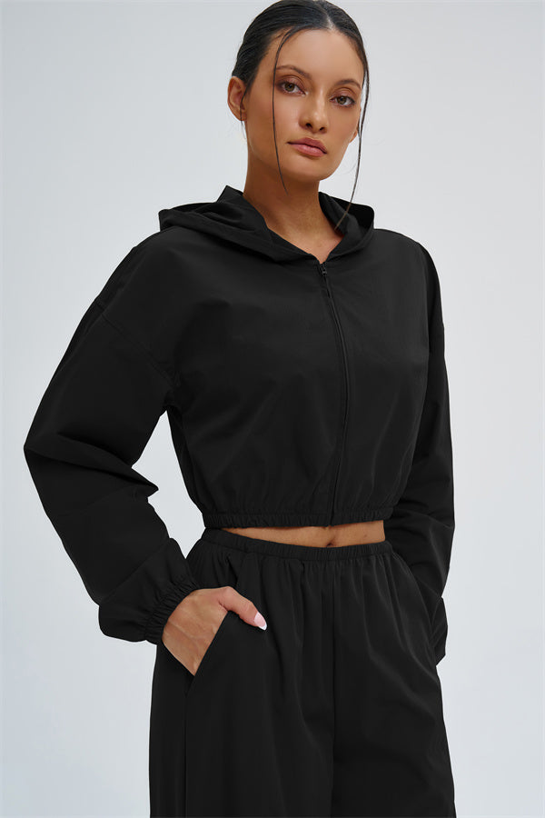The Svelte UV protection Crop Hoodie Sweatpants 2-Piece Set
