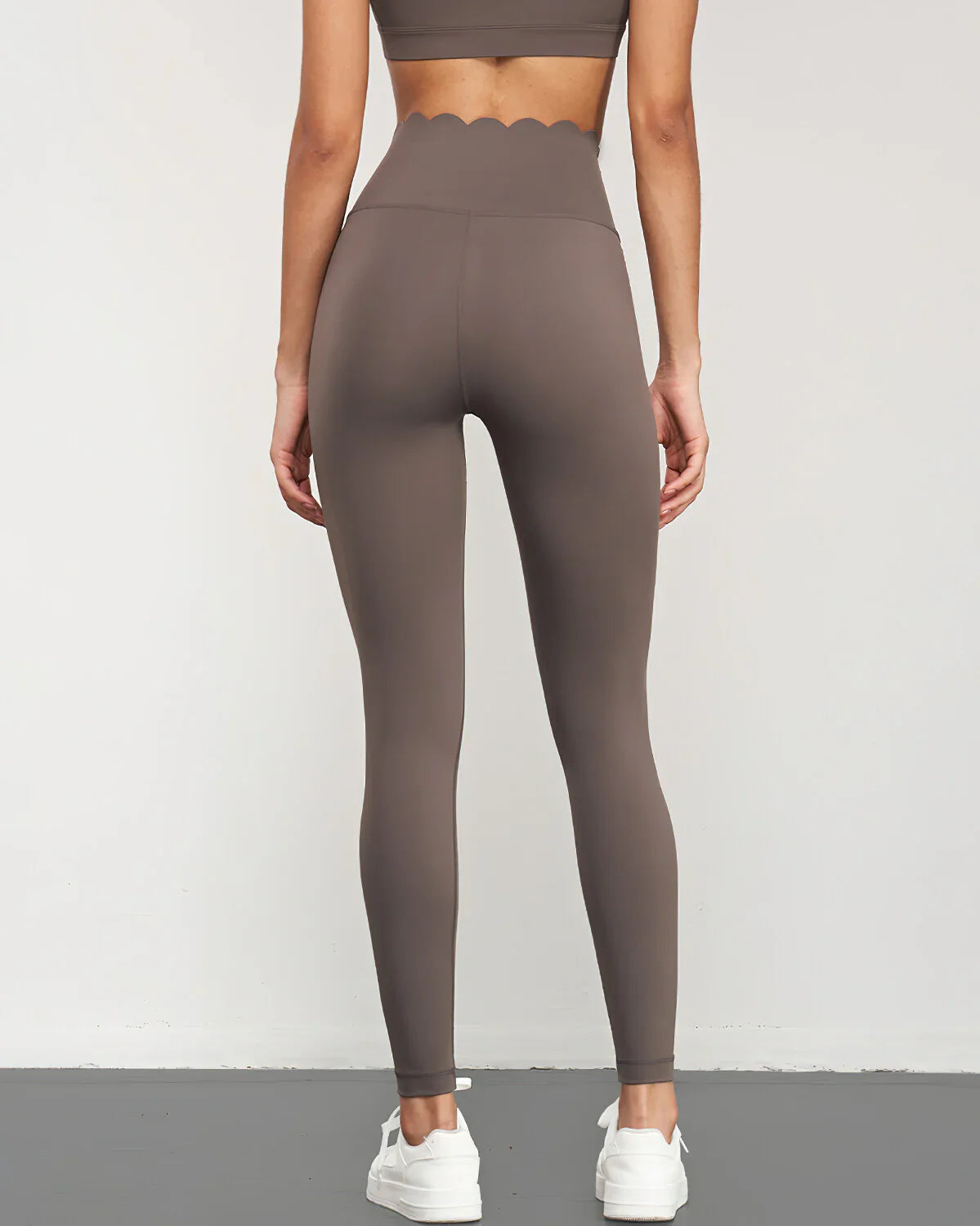 Hello Day Scalloped Waist High Rise Leggings